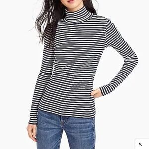 J.CREW Perfect-fit turtleneck top striped Navy Size XXS long sleeve base layer